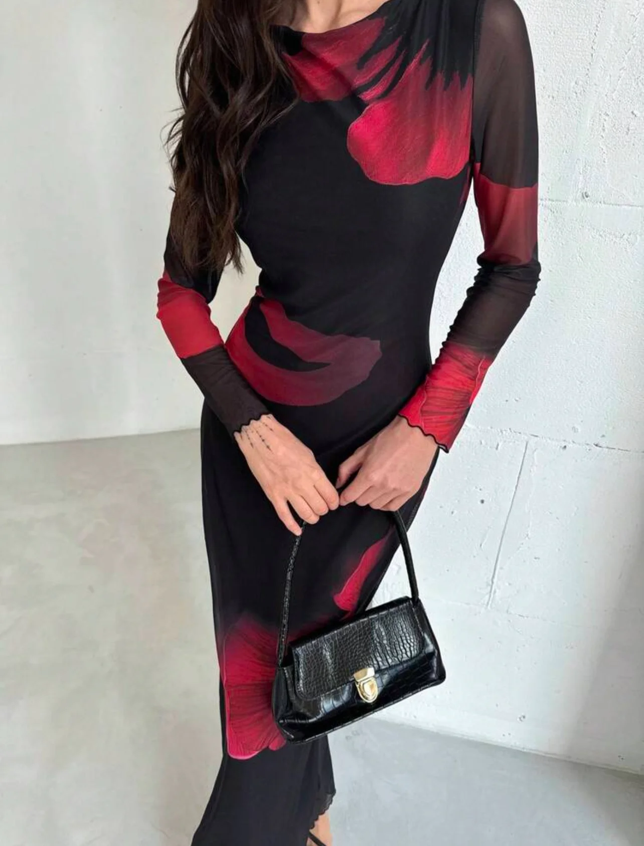 Rosy Dress photo 7