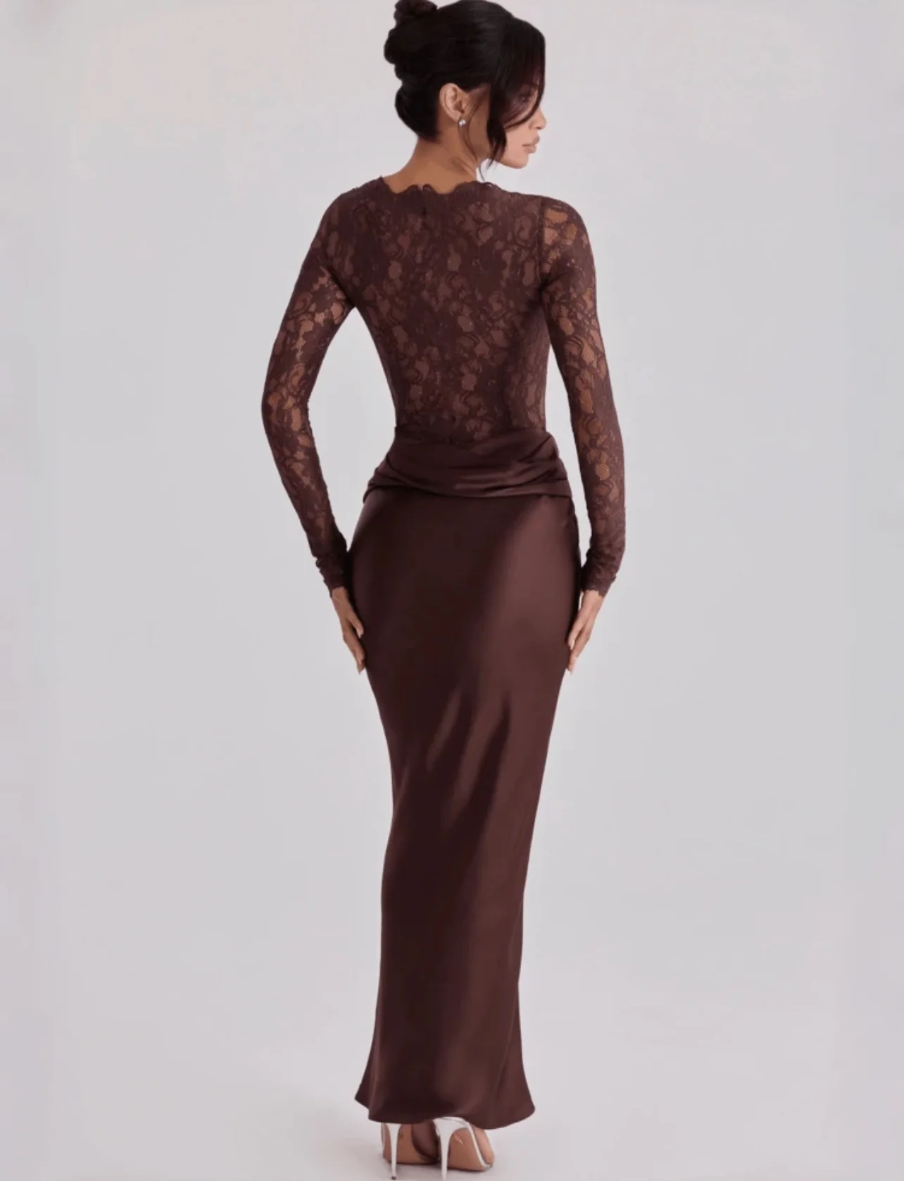 Yasbella Dress photo 2