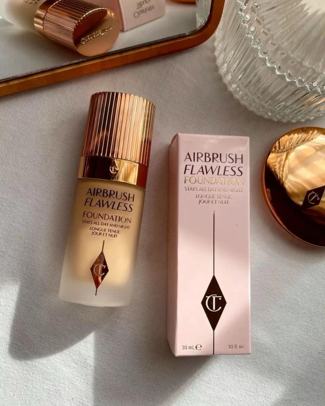Charlotte Tilbury Foundation 24 HOUR FULL COVERAGE AIRBRUSH FLAWLESS FOUNDATION