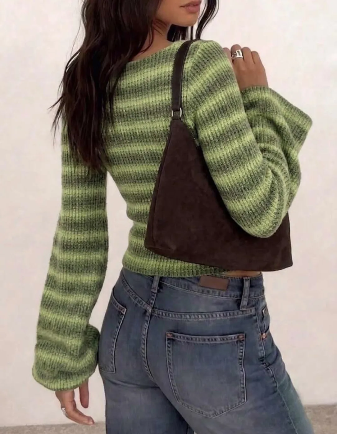 Chic SWeater photo 4
